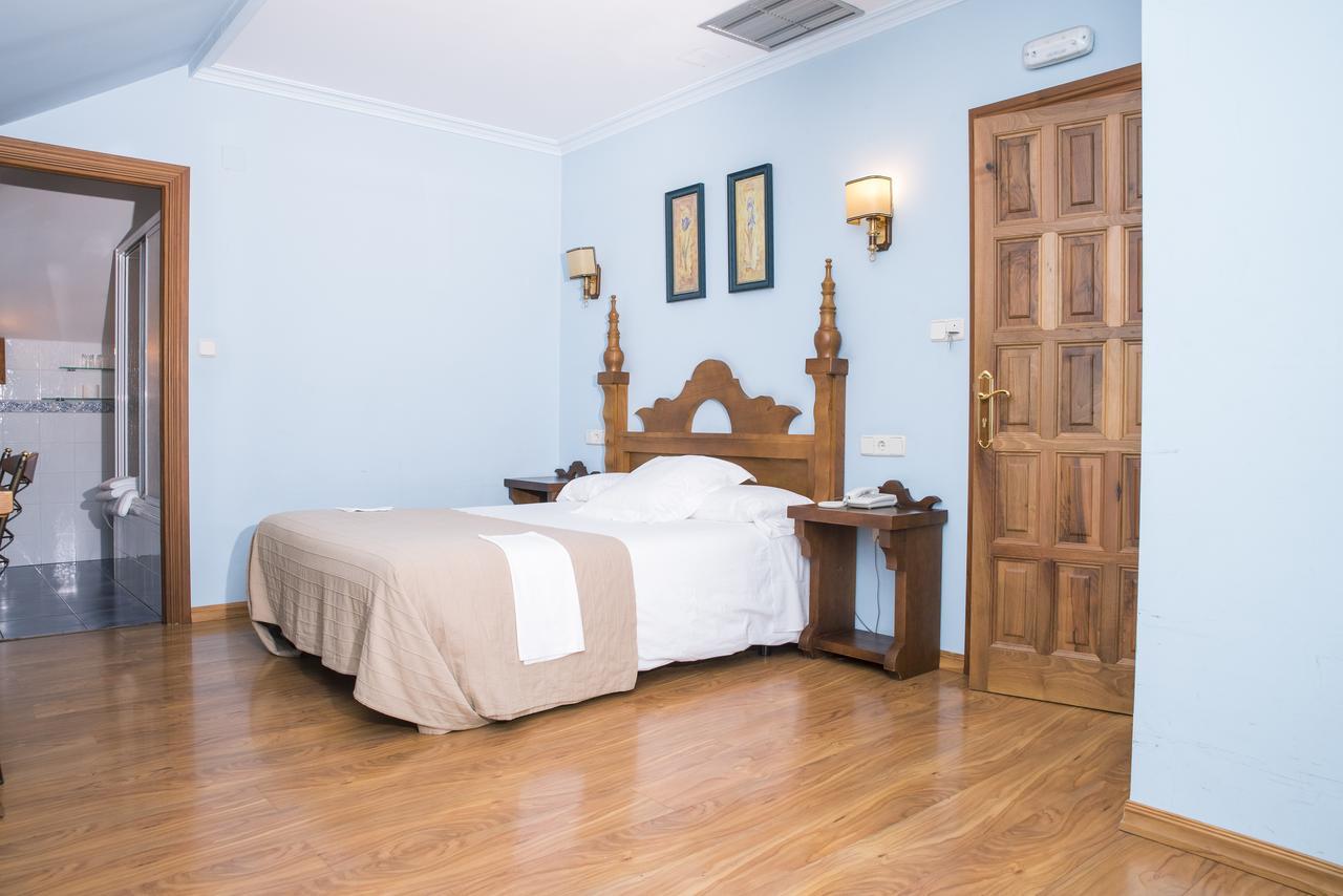 Complejo Hostelero Paladium Villamartín Екстериор снимка