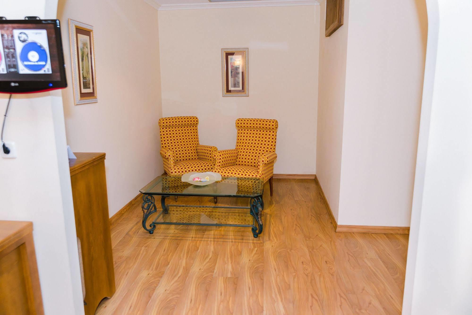 Complejo Hostelero Paladium Villamartín Екстериор снимка
